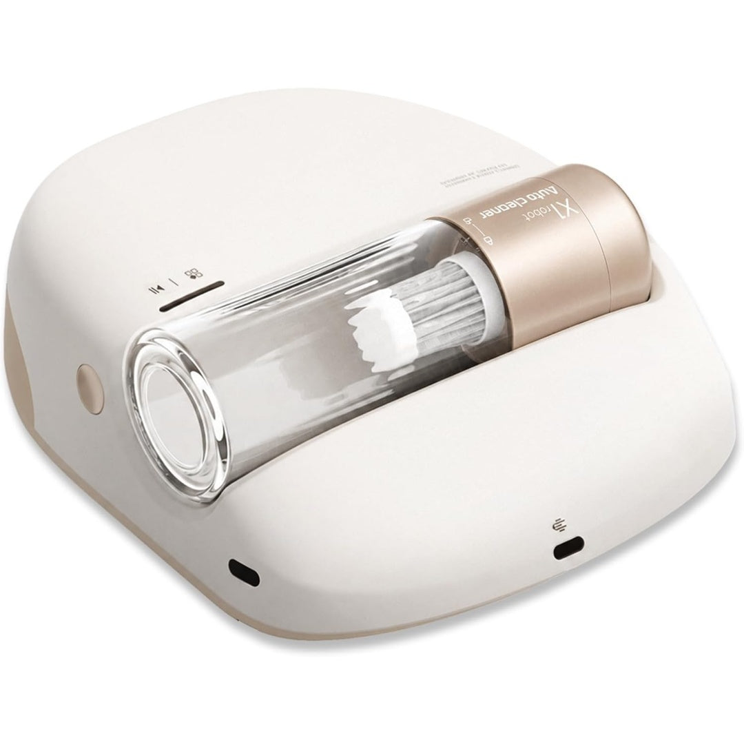 Aspirateur associant une detection des obstacles et une brosse anti emmelement