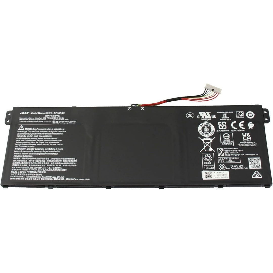 Cet accumulateur rechargeable combine une capacite annoncee de 4471 mAh et le remplacement de la batterie